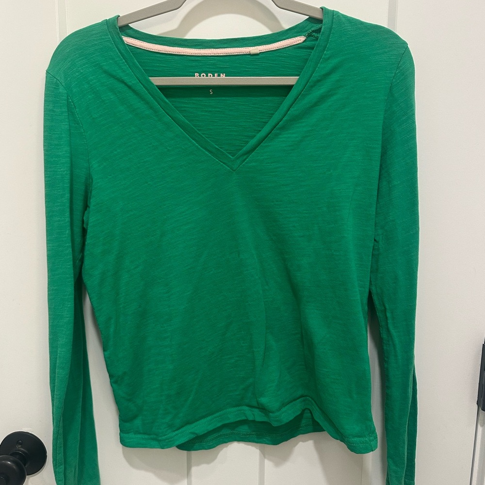 Boden Vibrant Green Long Sleeve V-Neck Top